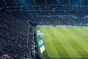 英超疯狂反击：速度与激情的完美结合，英超冲刺速度