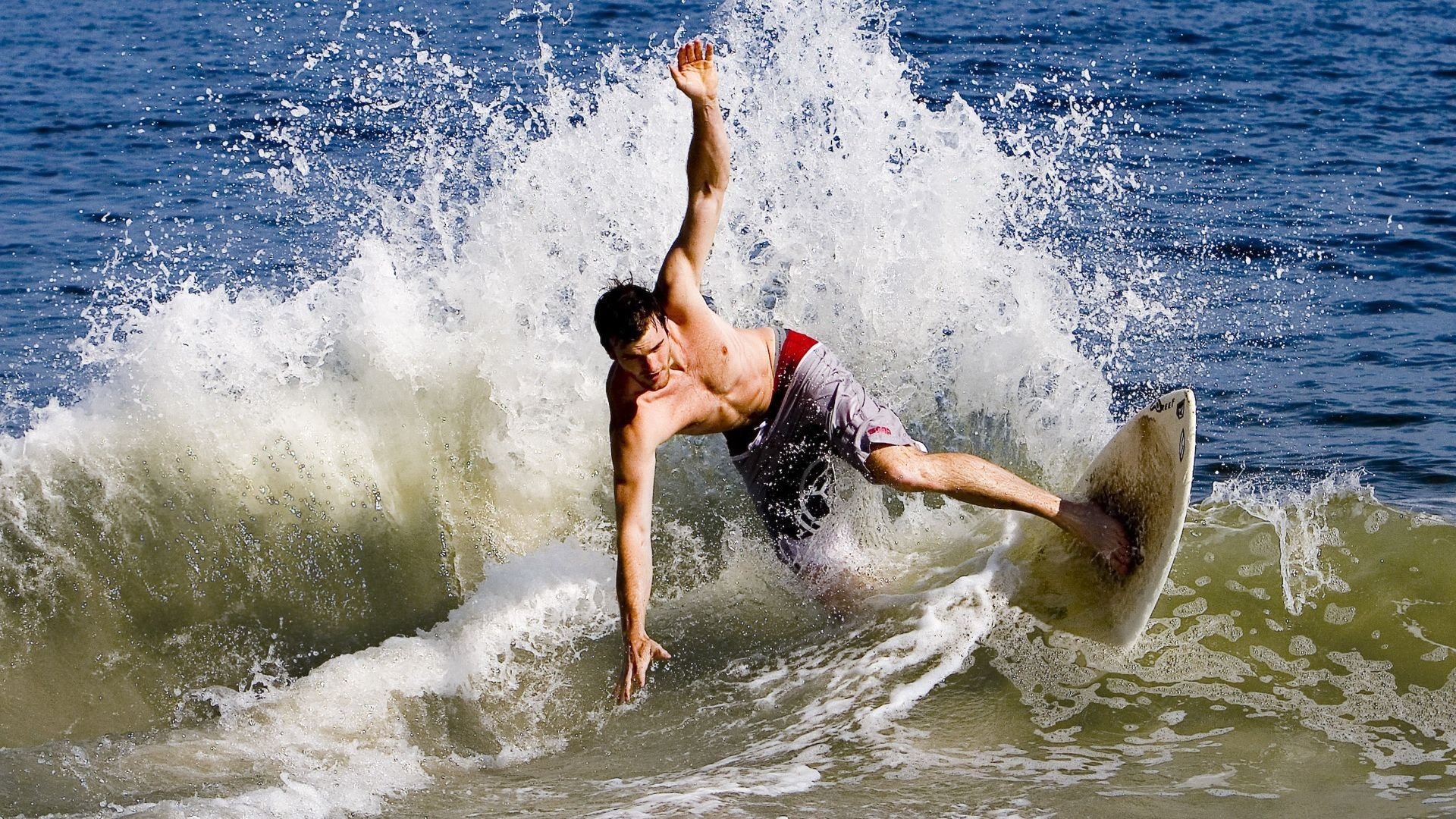 《ApexLegends》“极夜探索”新地图上线，战法重塑！